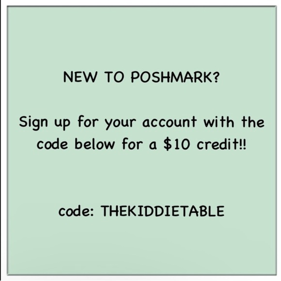 Giraffe print tan long sleeve tshirt - Picture 6 of 7